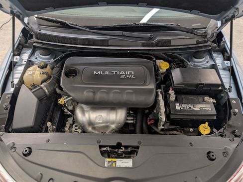 Used 2015 Chrysler 200 Limited w/ Convenience Group FWD image 45