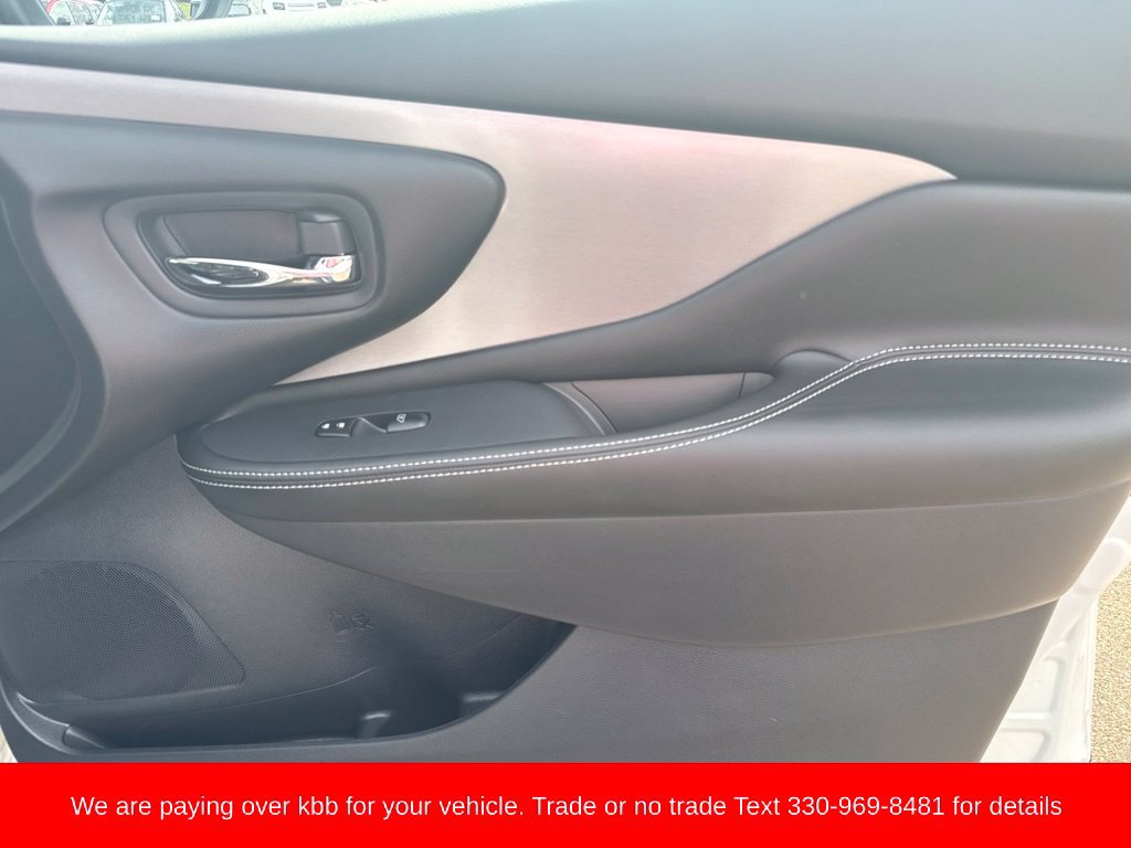 Used 2024 Nissan Murano SV w/ SV Midnight Edition Package AWD/4WD image 32
