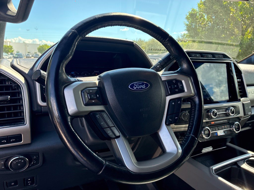 Used 2022 Ford F350 Lariat w/ Tremor Off-Road Package AWD/4WD image 9