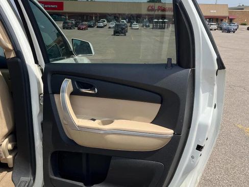 Used 2012 GMC Acadia SLT image 15