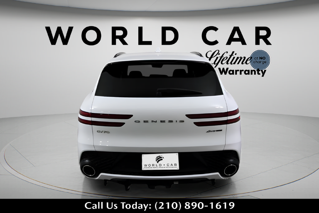 Used 2025 Genesis GV70 3.5T Sport w/ Sport Prestige Package AWD/4WD image 4