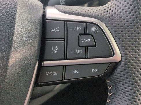 Certified 2026 Toyota Sienna Limited image 19