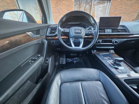 Used 2018 Audi Q5 2.0T Premium Plus w/ Premium Plus Package image 4