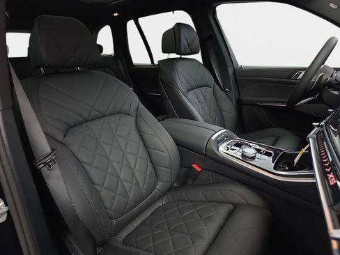 New 2026 BMW X5 xDrive50e w/ Executive Package image 9