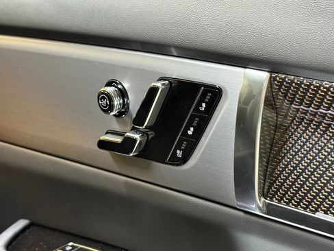 New 2026 Cadillac Vistiq Luxury AWD/4WD image 53