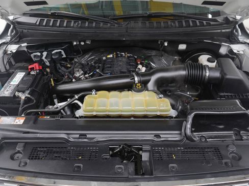 Used 2021 Ford Expedition Platinum image 34