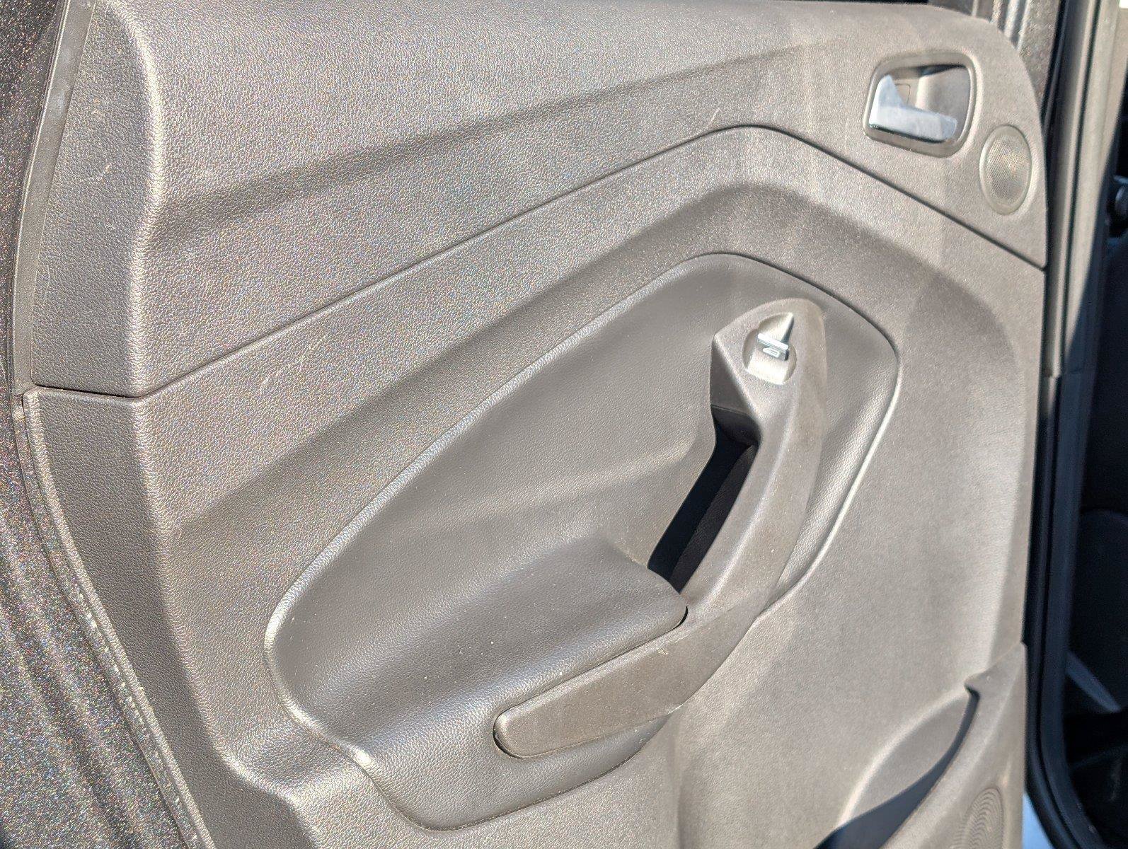 Used 2017 Ford Escape Titanium AWD/4WD image 35