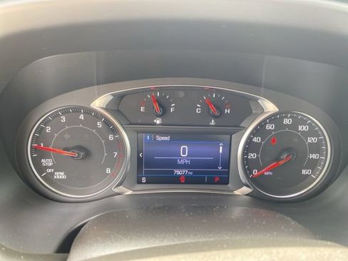 Used 2022 GMC Acadia SLE w/ Driver Convenience Package FWD image 12