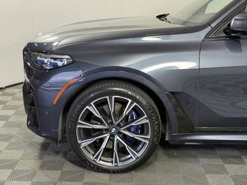Used 2021 BMW X7 M50i w/ Dynamic Handling Package AWD/4WD image 12