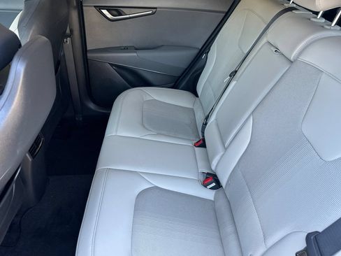 Used 2023 Kia Niro EX Touring FWD image 11