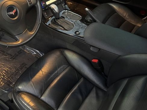 Used 2009 Chevrolet Corvette Coupe w/ Preferred Equipment Group image 6