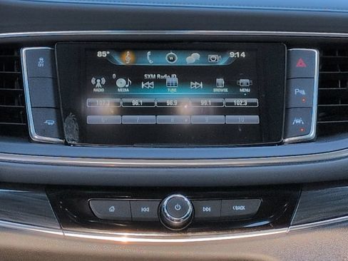 Used 2018 Buick Enclave Premium w/ Experience Buick Package FWD image 18