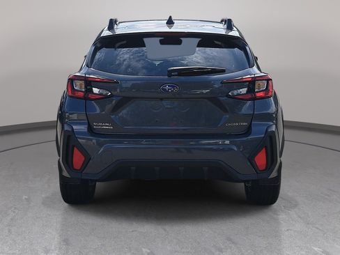 Used 2025 Subaru Crosstrek 2.5i Premium AWD/4WD image 6