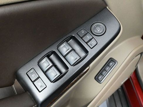 Used 2016 Chevrolet Tahoe LT w/ Luxury Package image 21