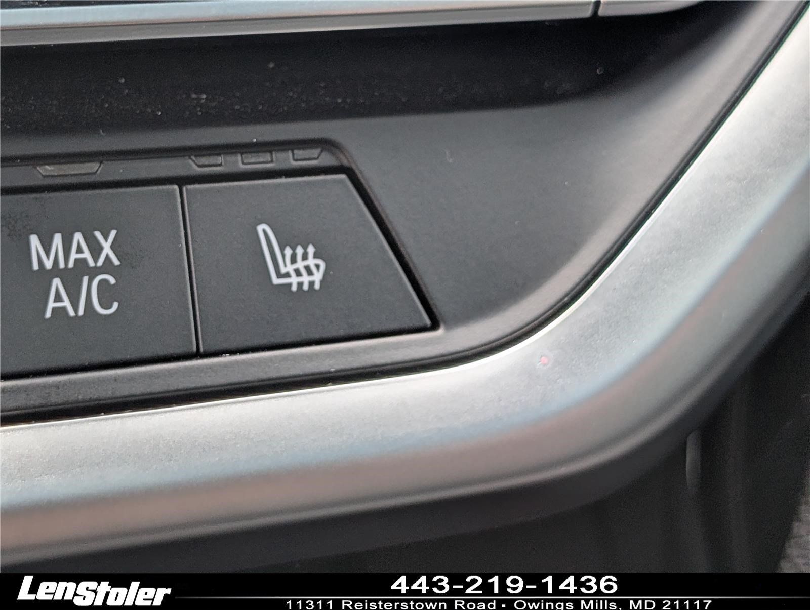 Used 2024 BMW X4 xDrive30i w/ Parking Assistance Package AWD/4WD image 28