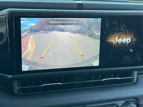 Used 2024 Jeep Wrangler Unlimited Rubicon 4xe image 24