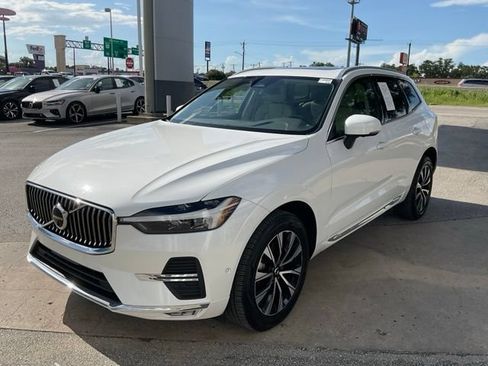 Certified 2023 Volvo XC60 B5 Plus w/ Protection Package AWD/4WD image 3