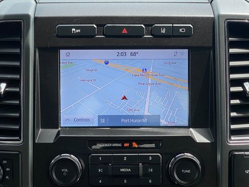 Used 2020 Ford F250 XLT w/ XLT Premium Package AWD/4WD image 24