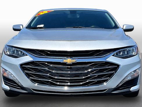 Used 2020 Chevrolet Malibu Premier FWD image 3
