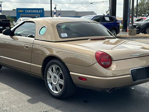 Used 2005 Ford Thunderbird RWD image 6
