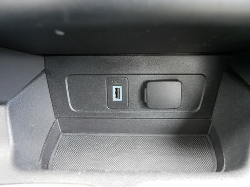 Used 2018 Ford Escape SE w/ SE Sync 3 Package image 32