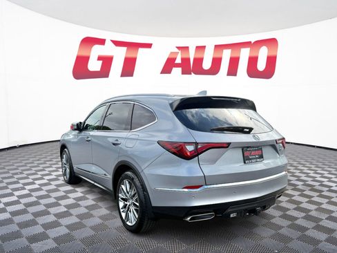 Used 2023 Acura MDX SH-AWD w/ Advance Package image 3
