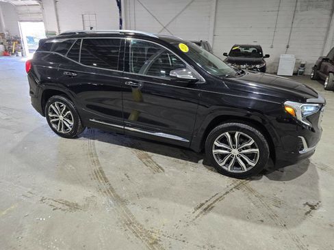 Used 2019 GMC Terrain Denali w/ Advanced Safety Package image 15