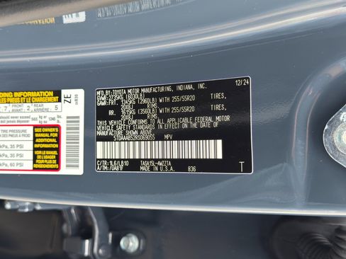 Used 2024 Toyota Grand Highlander Platinum image 50