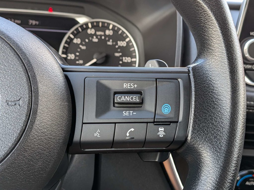 Used 2024 Nissan Rogue SV AWD/4WD image 30
