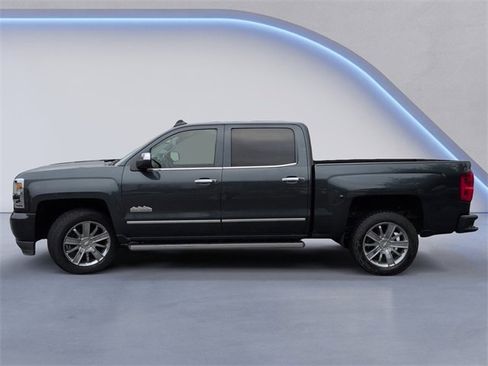 Used 2017 Chevrolet Silverado 1500 High Country image 10