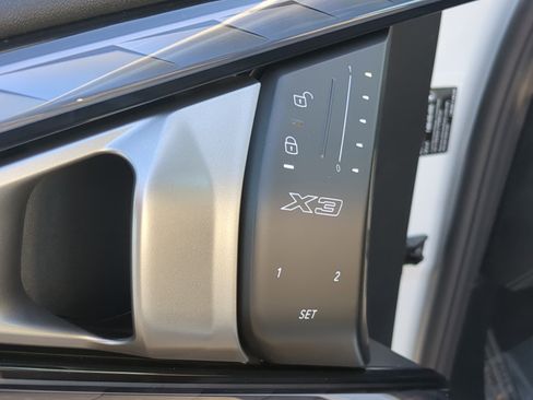 New 2026 BMW X3 xDrive30 w/ Premium Package image 16