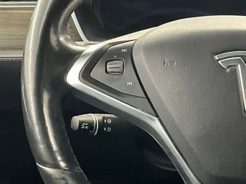 Used 2016 Tesla Model X 90D AWD/4WD image 18