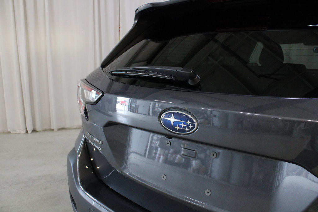 Used 2024 Subaru Outback Premium AWD/4WD image 31