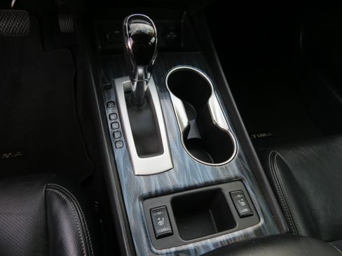 Used 2016 Nissan Altima 3.5 SL image 22