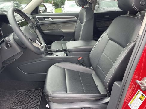 Certified 2023 Volkswagen Atlas SE FWD image 16