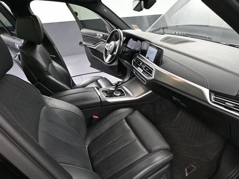 Used 2022 BMW X5 M50i AWD/4WD image 54
