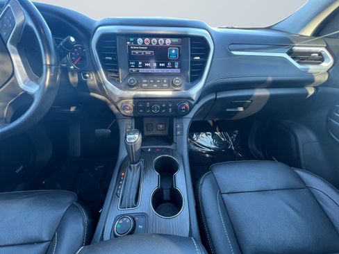 Used 2019 GMC Acadia SLT w/ LPO, Floor Liner Package image 12