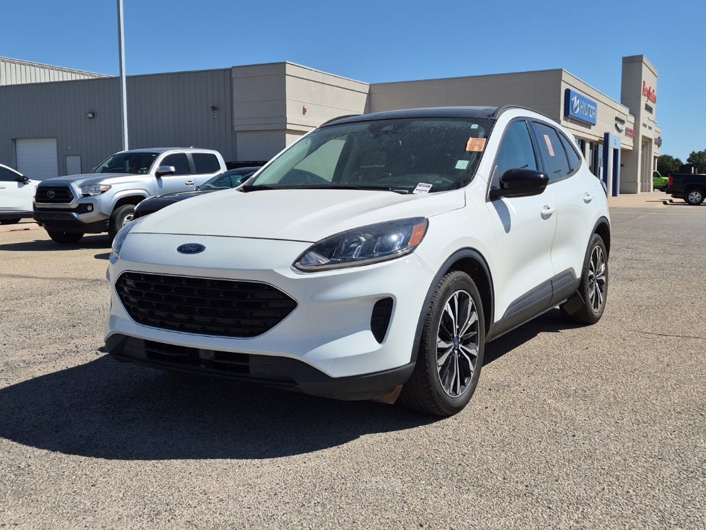 Used 2021 Ford Escape SE w/ SE Sport Appearance Package FWD image 6
