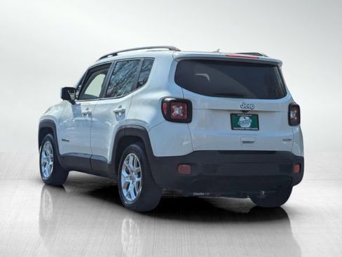 Used 2018 Jeep Renegade Latitude image 6