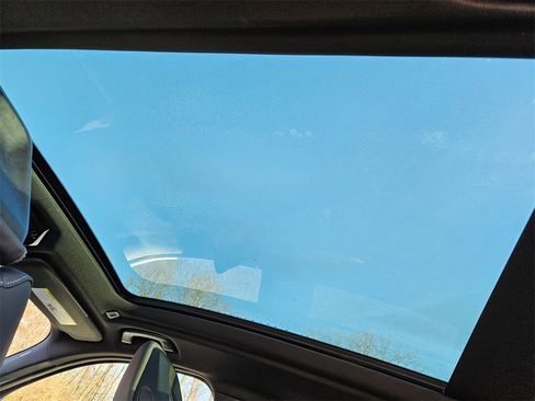 Used 2025 BMW X3 xDrive30i w/ Premium Package image 18