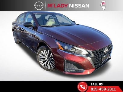 Used 2024 Nissan Altima 2.5 SV