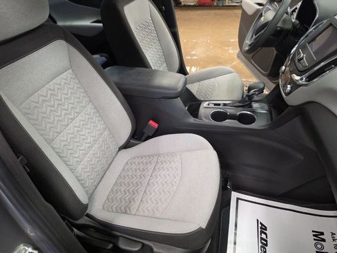 Used 2023 Chevrolet Equinox LS image 22