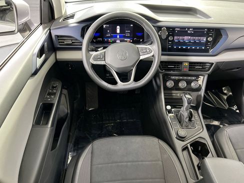 Used 2023 Volkswagen Taos SE image 22