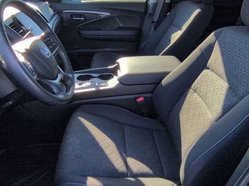 Used 2024 Honda Ridgeline Sport image 16