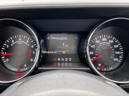 Used 2017 Ford Mustang Premium image 20