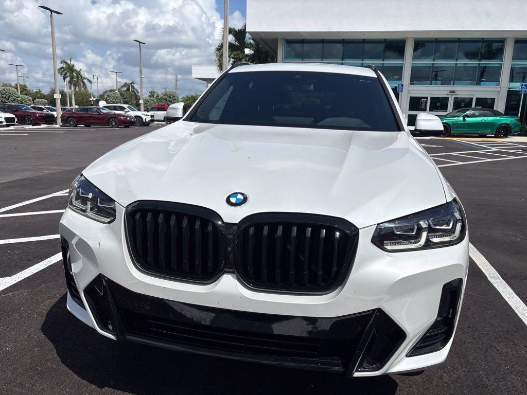 Used 2024 BMW X3 xDrive30i w/ Premium Package AWD/4WD image 8