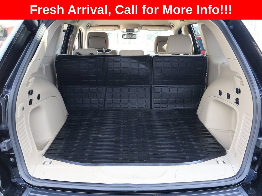Used 2022 Jeep Grand Cherokee Laredo E w/ Security & Convenience Group AWD/4WD image 7