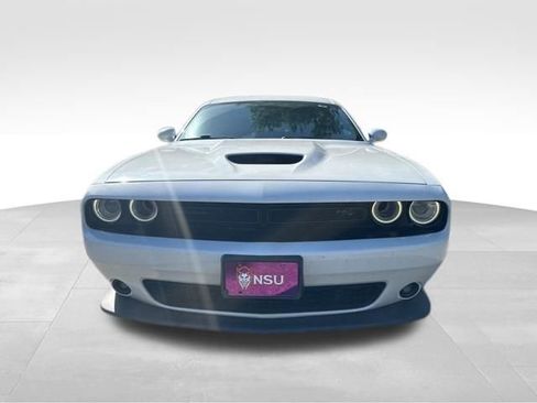Used 2019 Dodge Challenger R/T w/ Driver Convenience Group image 6