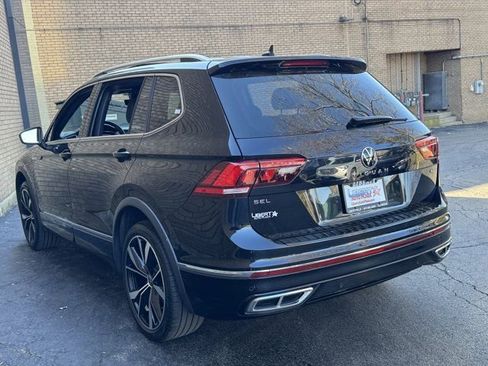 Used 2022 Volkswagen Tiguan SEL R-Line image 25