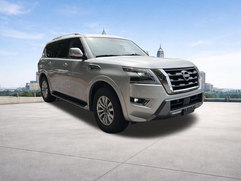 Used 2024 Nissan Armada SV AWD/4WD image 7